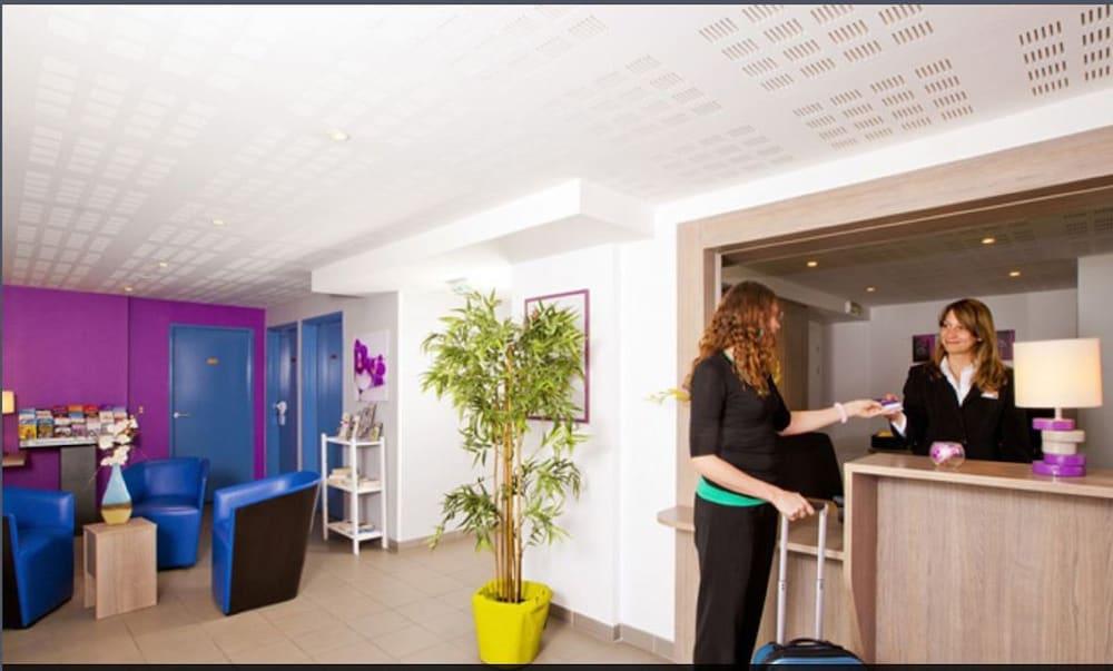 Apparthotel Sejours & Affaires Manosque Zewnętrze zdjęcie
