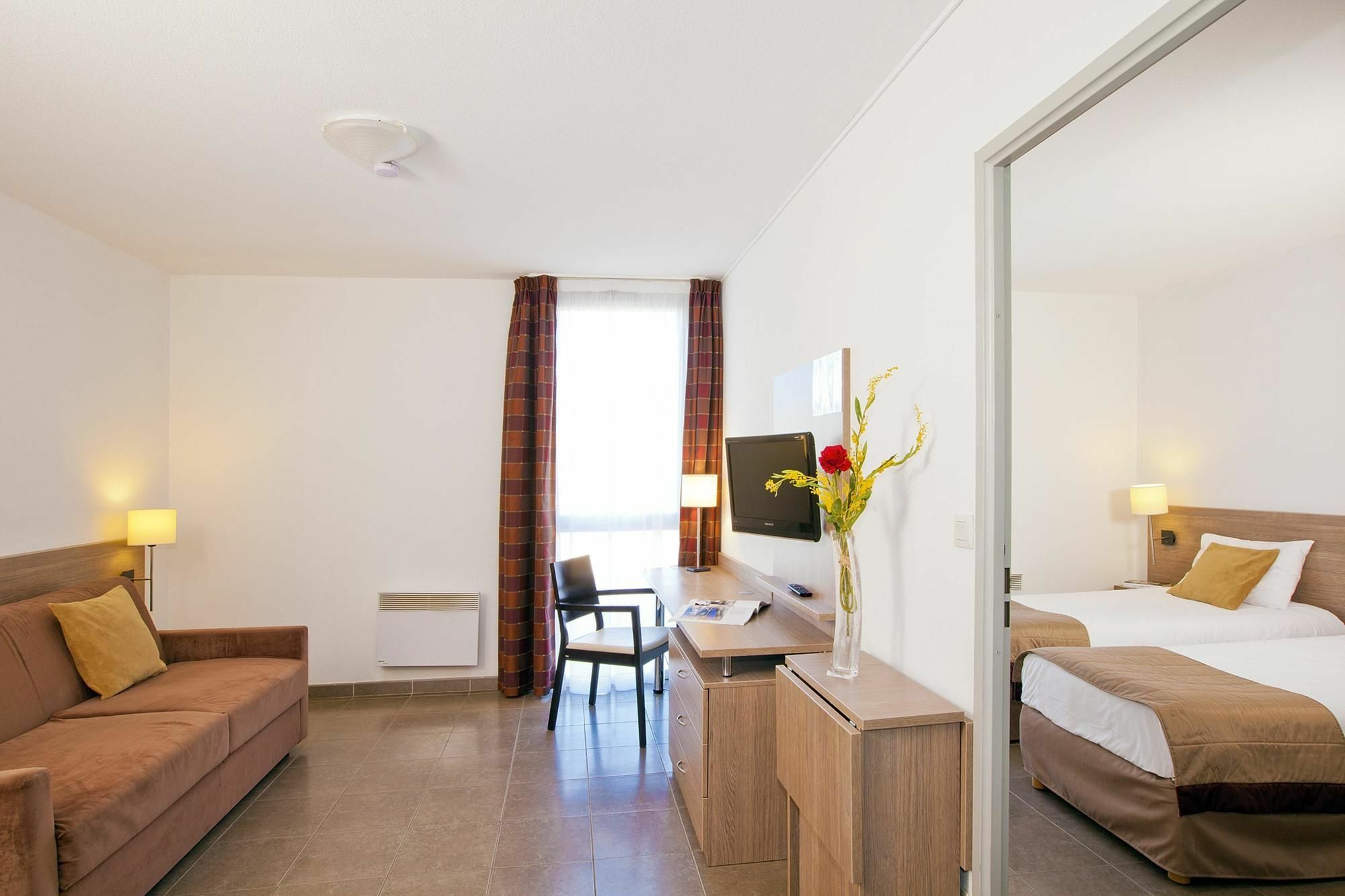 Apparthotel Sejours & Affaires Manosque Zewnętrze zdjęcie